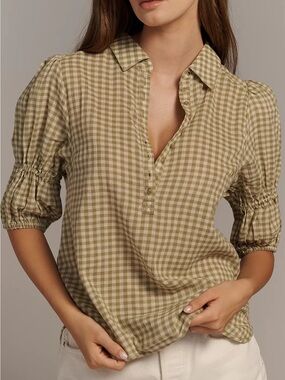 Anthropologie Tallulah Puff Sleeve
Buttondown Top by Pilcro